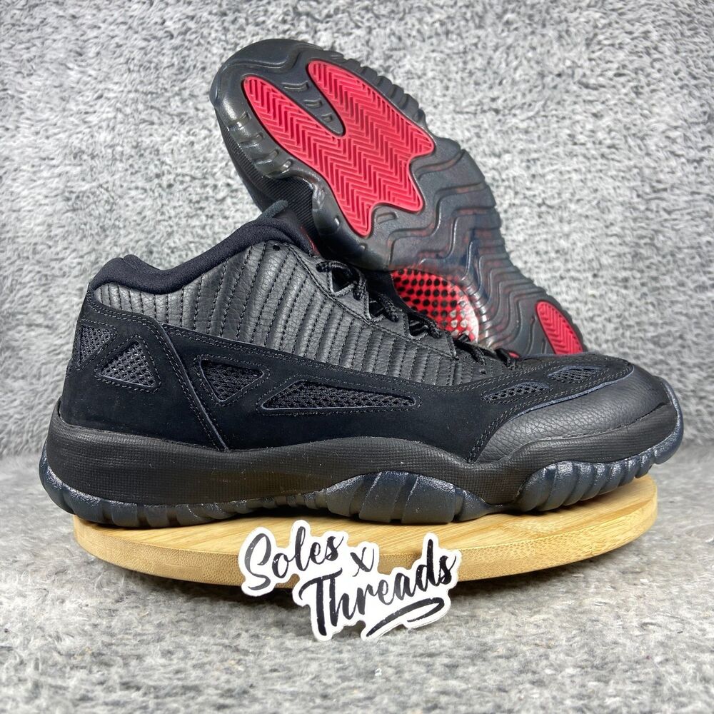 Air Jordan 11 Retro Low IE Referee 2015 Size 10 Men Black True Red 306008-003
